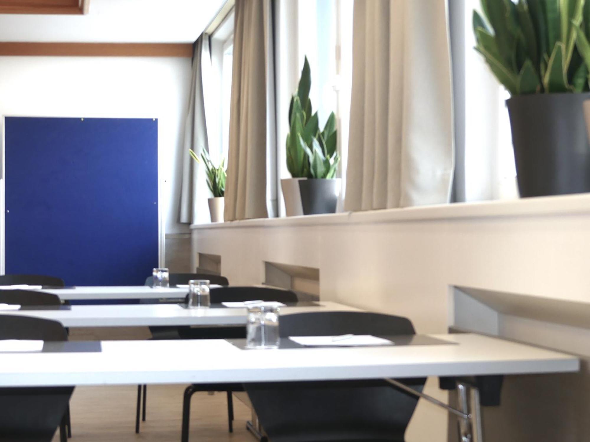 Hotel Reinisch - Near Vienna Airport 4*