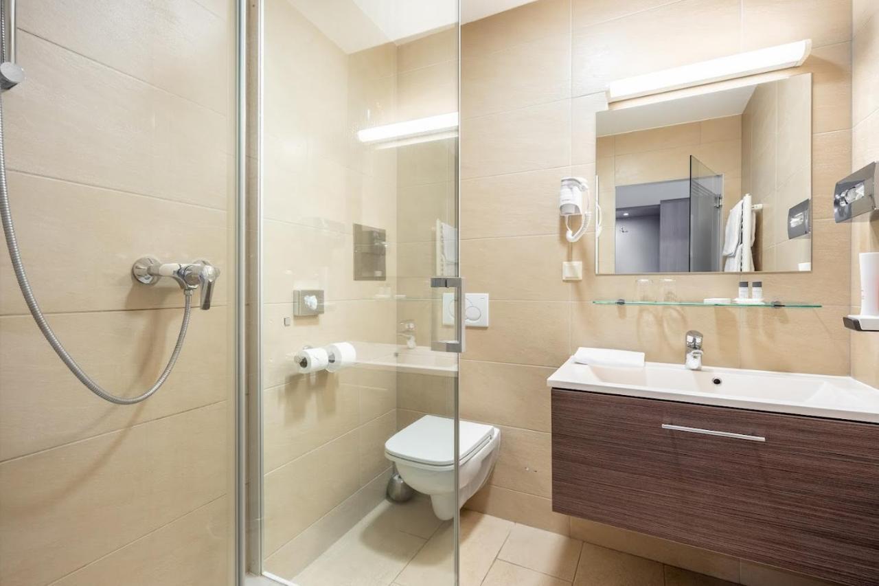 Hotel Reinisch - Near Vienna Airport 4*
