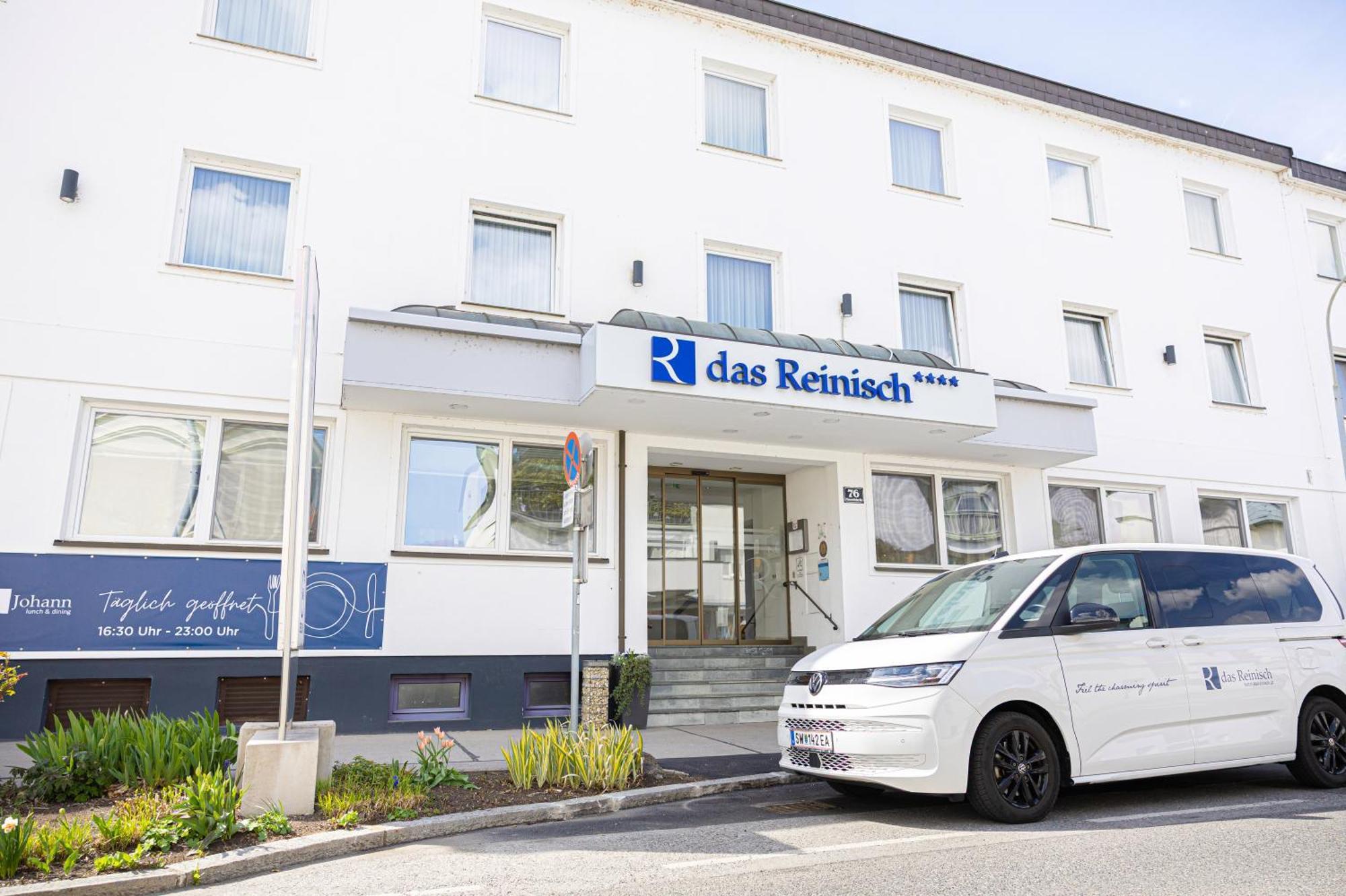 Reinisch - Near Vienna Airport